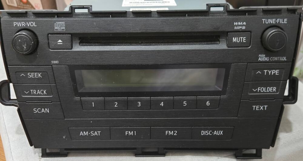 2010-2011 Toyota Prius Radio AM FM Cd Player Receiver Model #86120-47290 OEM